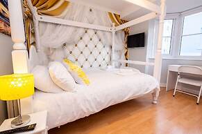 Host Stay Royal Crescent Townhouse