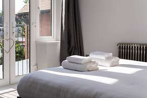 Host Stay Sackville Apartment