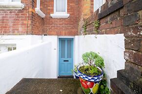 Host Stay Tivoli Den