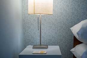 Host Stay Tivoli Den