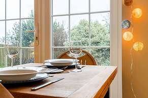 Host Stay Tivoli Den