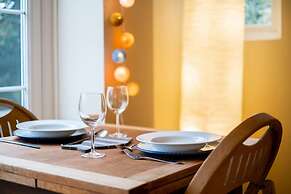 Host Stay Tivoli Den