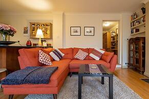 Host Stay Tivoli Den