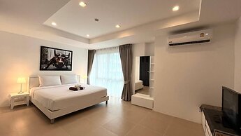6-58 - 2 Bdr Spacious Penthouse With Shared Pool