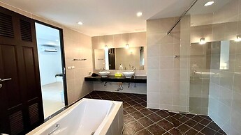 6-58 - 2 Bdr Spacious Penthouse With Shared Pool