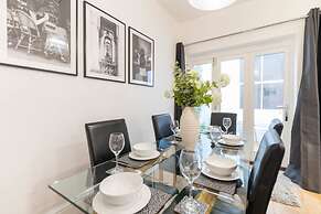 Host Stay Upper Rock Rest