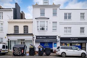 Host Stay Good Vibes at Buckingham