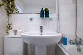 Host Stay Good Vibes at Buckingham