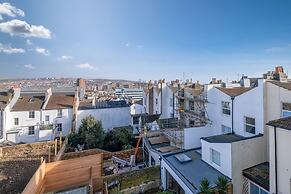 Host Stay Good Vibes at Buckingham