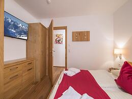 Modern Apartment With Garden, With Access to Sauna