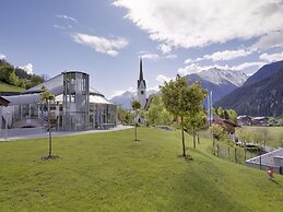 Holiday Home in Konigsleiten With Swimming Pool