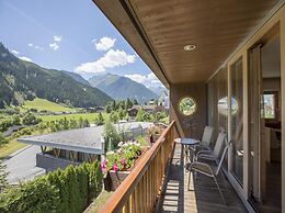 Holiday Home in Konigsleiten With Swimming Pool