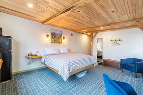 Downtown Camden Hotel