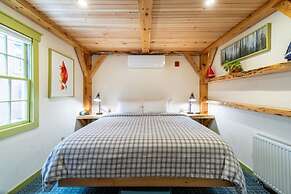 Downtown Camden Hotel