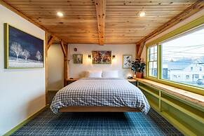 Downtown Camden Hotel