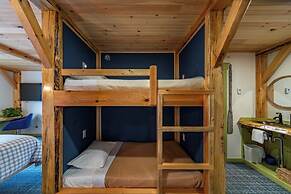 Downtown Camden Hotel