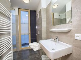 Modern Apartment With Garden, With Access to Sauna