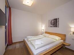 Modern Apartment With Garden, With Access to Sauna