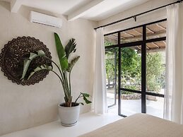 Lavish Villa With Private Pool