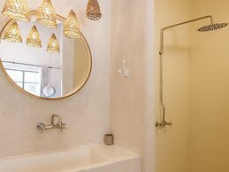 Lavish Villa With Private Pool