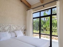 Lavish Villa With Private Pool