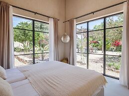 Lavish Villa With Private Pool