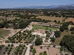 Lavish Villa With Private Pool