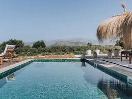 Lavish Villa With Private Pool