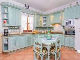 Ses Covetes - Villa With Private Pool In Petra