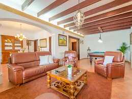 Ses Covetes - Villa With Private Pool In Petra