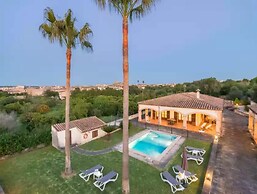 Ses Covetes - Villa With Private Pool In Petra