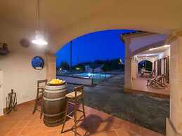 Ses Covetes - Villa With Private Pool In Petra