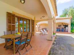 Ses Covetes - Villa With Private Pool In Petra