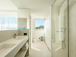 Charming Villa in Delightful Gateway