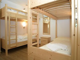 Quiet Chalet With Sauna in Konigsleiten