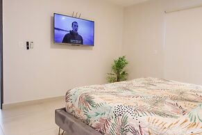 Family Home Near the Beach in Velamar