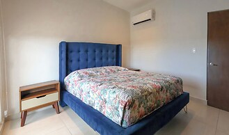 Family Home Near the Beach in Velamar