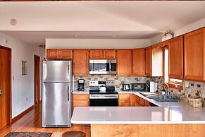 Meadow House at Seminary Hill by Avantstay