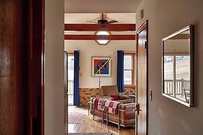 Meadow House at Seminary Hill by Avantstay