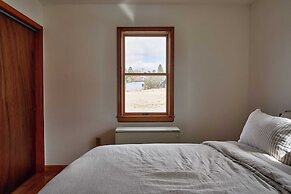 Meadow House at Seminary Hill by Avantstay