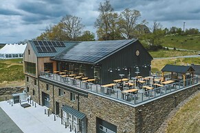 Meadow House at Seminary Hill by Avantstay