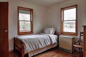 Meadow House at Seminary Hill by Avantstay