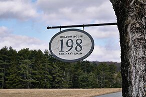 Meadow House at Seminary Hill by Avantstay
