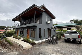 Monstera Apartments Monteverde