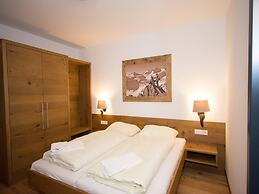 Modern Apartment With Garden, With Access to Sauna