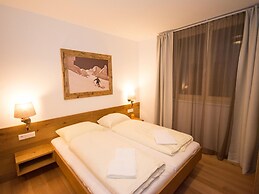 Modern Apartment With Garden, With Access to Sauna