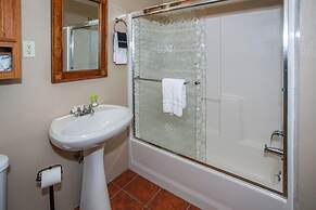 Bear Mountain Escape