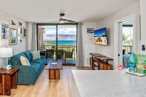 Hip Hawaiian Seaside Vistas