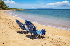 Waiohuli Beach Hale Ocean View Condos with Parking