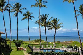 Waiohuli Beach Hale Ocean View Condos with Parking